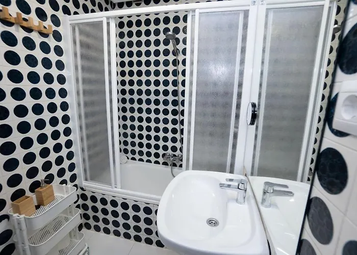 Delfin 5-8 Menyber * 内尔哈