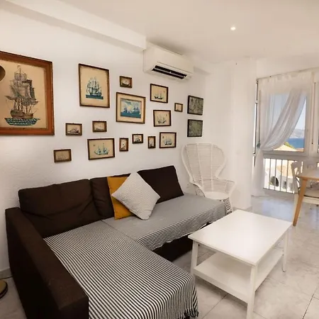 Delfin 5-8 Menyber Nerja